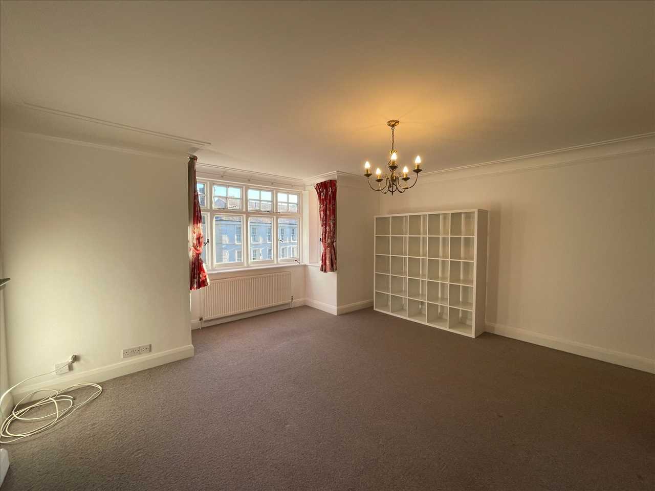 Flat Southwood Lane in Greater London