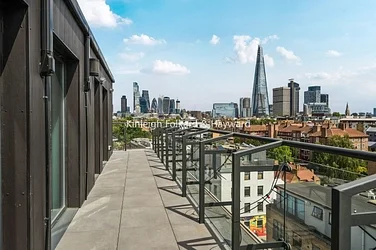 Flat Southwark Bridge Road in Greater London