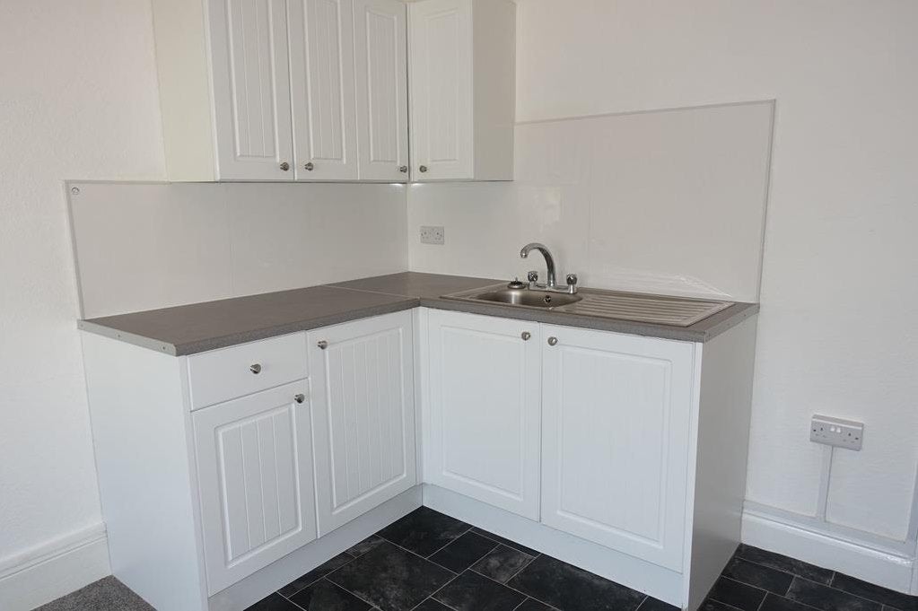 Flat Jevington Gardens in Eastbourne