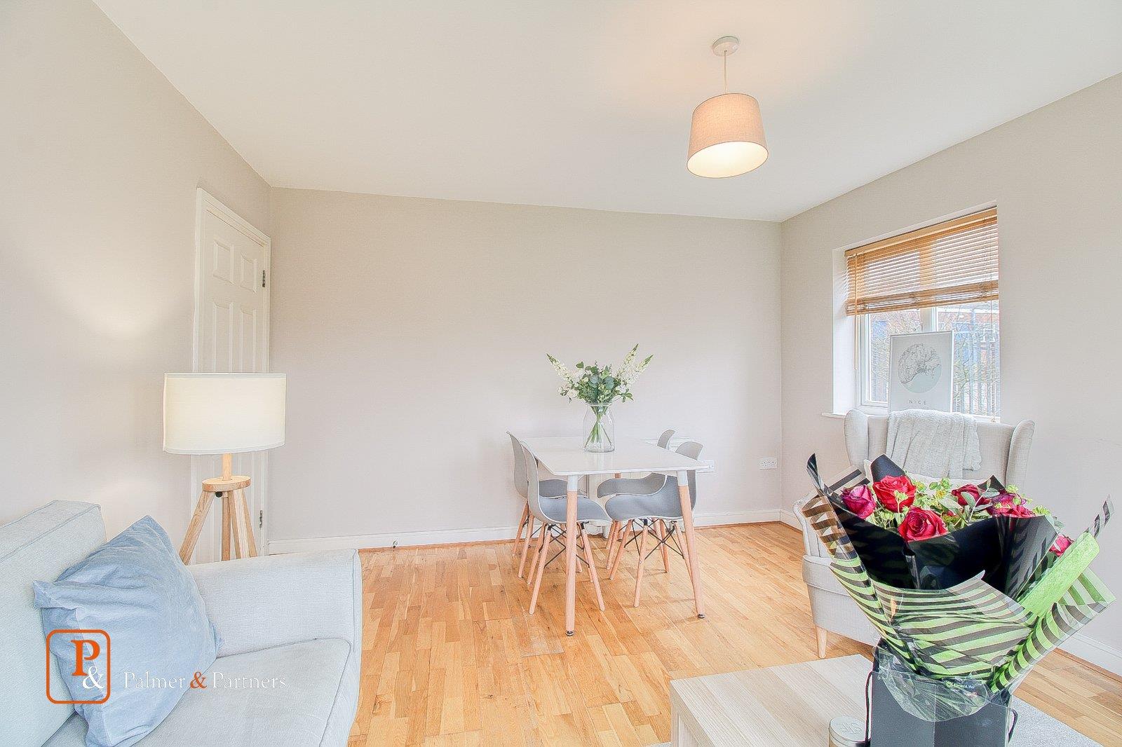 Flat Ratcliffe Court in Colchester