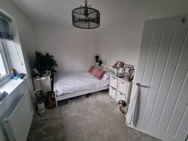 Room Ellis Drive in East Hertfordshire