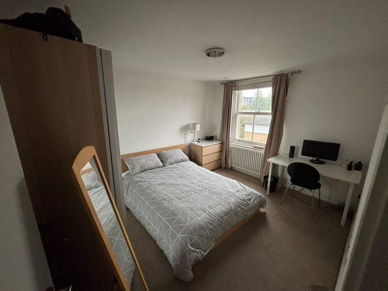 Room Monnery Road in Greater London