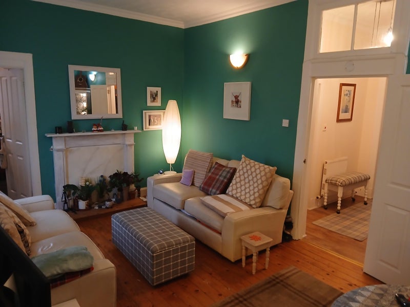 Room Luggiebank Road in Kirkintilloch