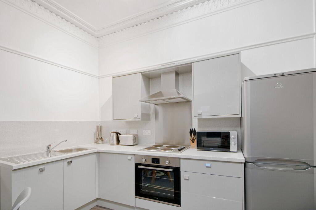 Flat New Mart Road in City of Edinburgh