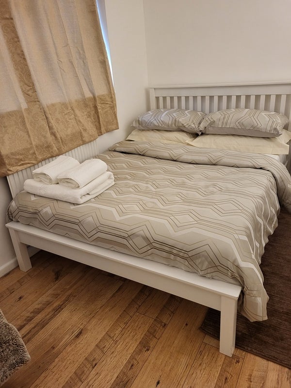 Flat Hillrise Road in London
