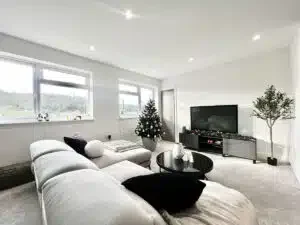 Flat Godstone Road in London