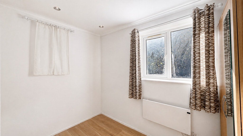 Flat Stansfeld Road in Greater London