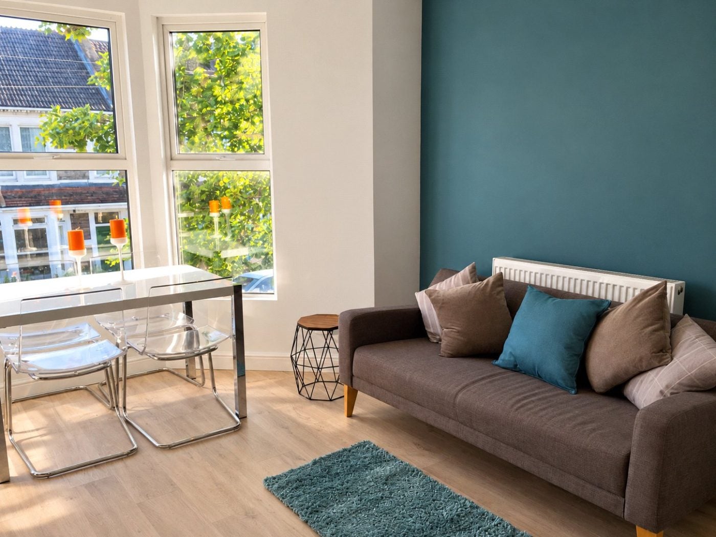 Room Selworthy Road in Bristol