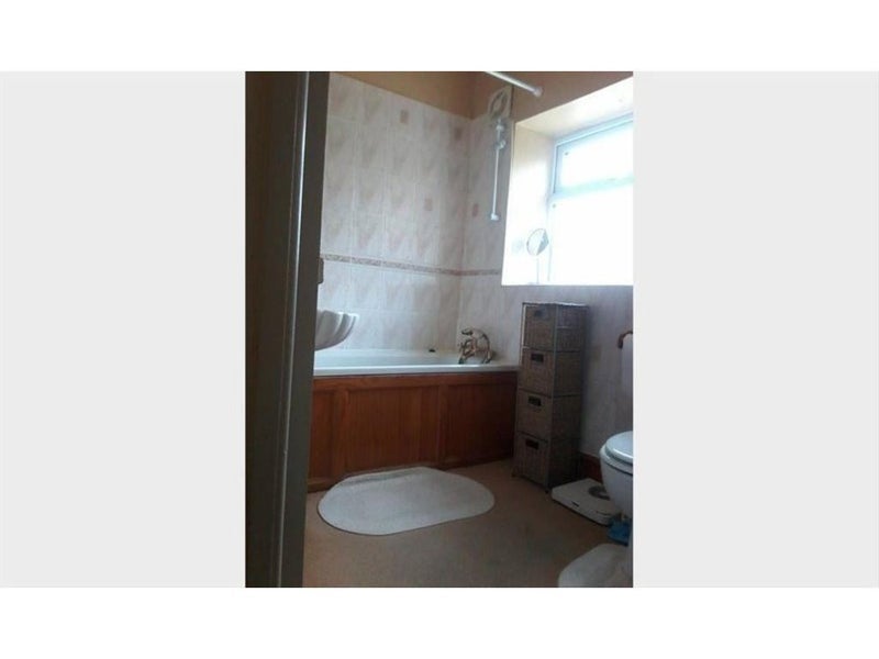 Room Abbey Lane in Sheffield
