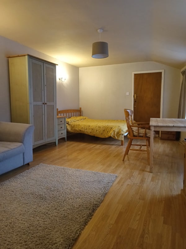 Room Abbey Lane in Sheffield
