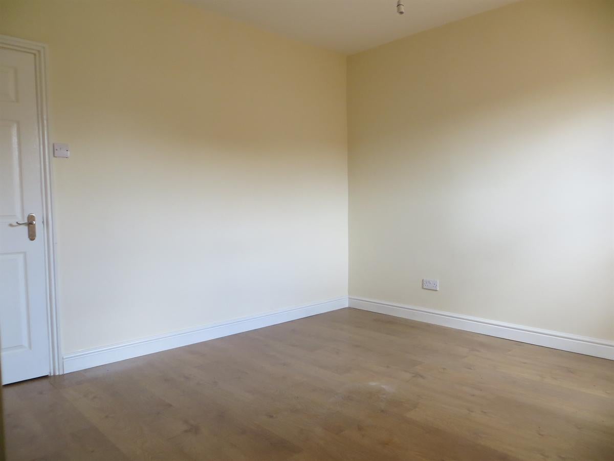 Flat Roseberry Park in Bristol