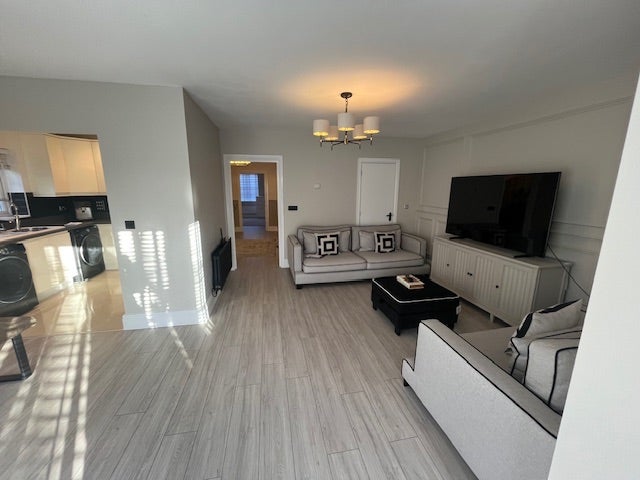 Flat Foxley Drive in Metropolitan Borough of Solihull