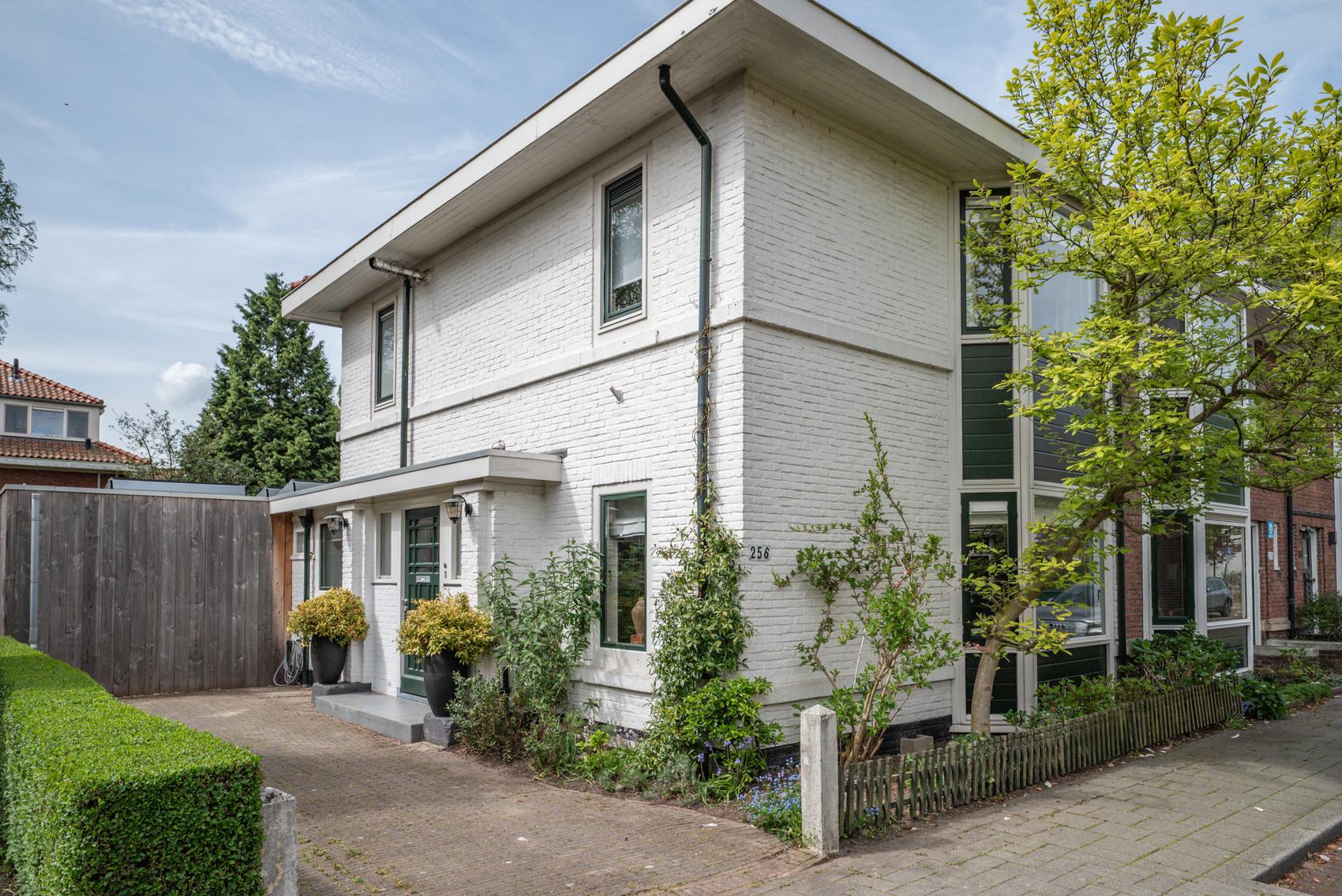 Huis Adrianalaan 256 in Rotterdam