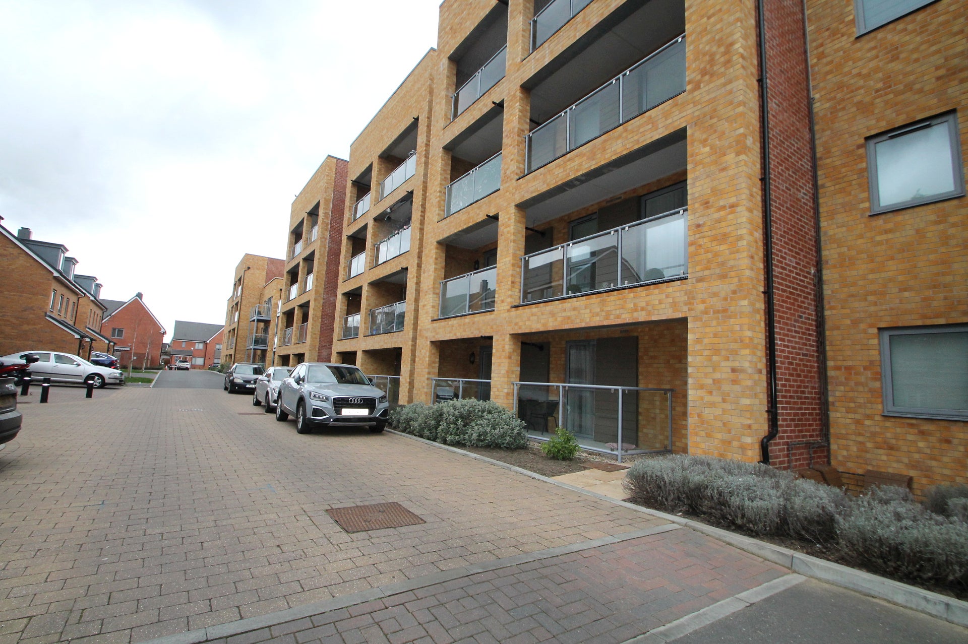 Flat Discovery Drive in Swanley