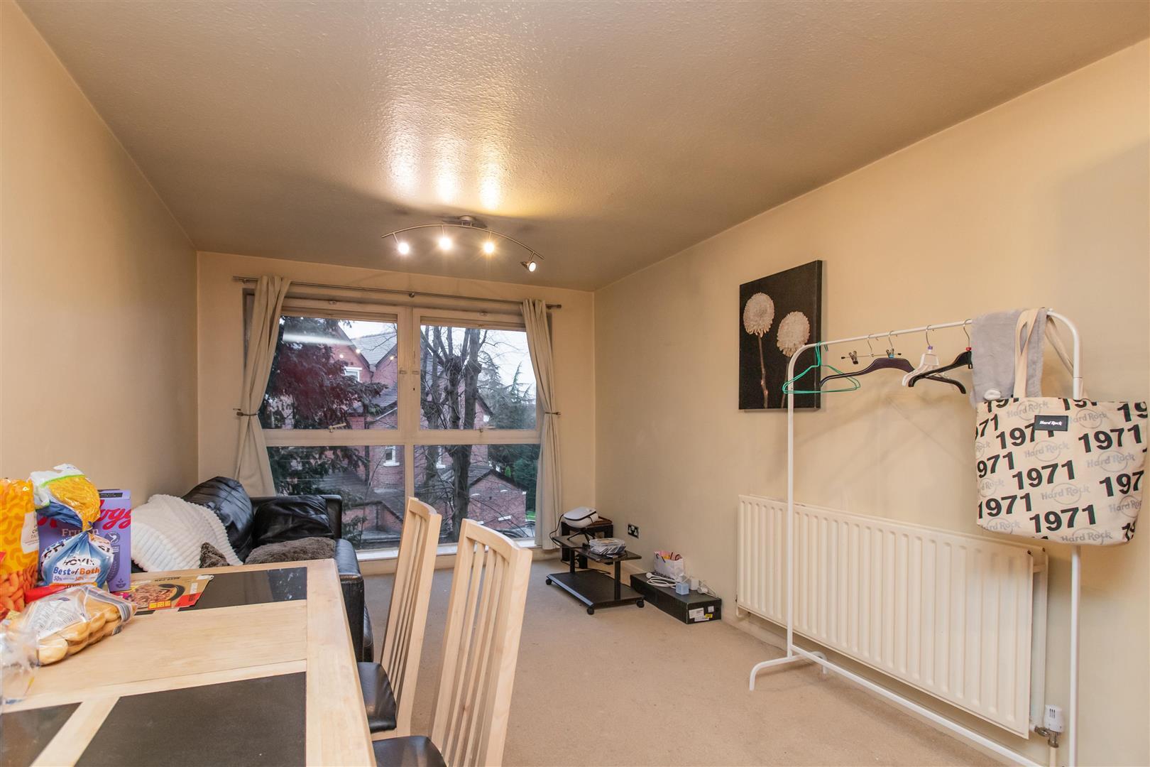 Flat Seymour Close in Birmingham