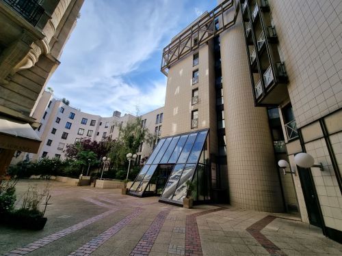 Flat Rue Balard in Paris