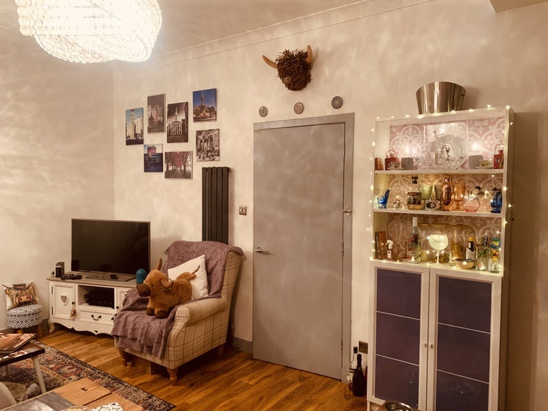 Room McPhail Street in Glasgow