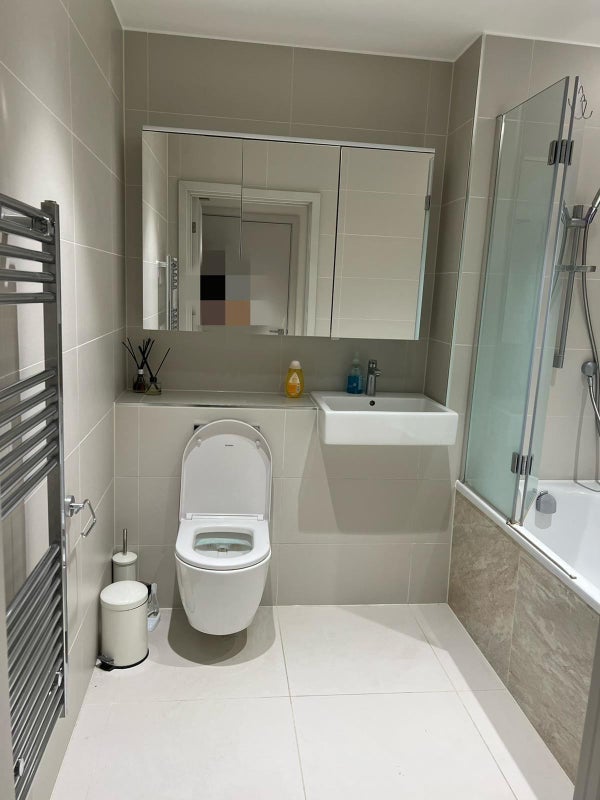 Flat Camley Street in Greater London
