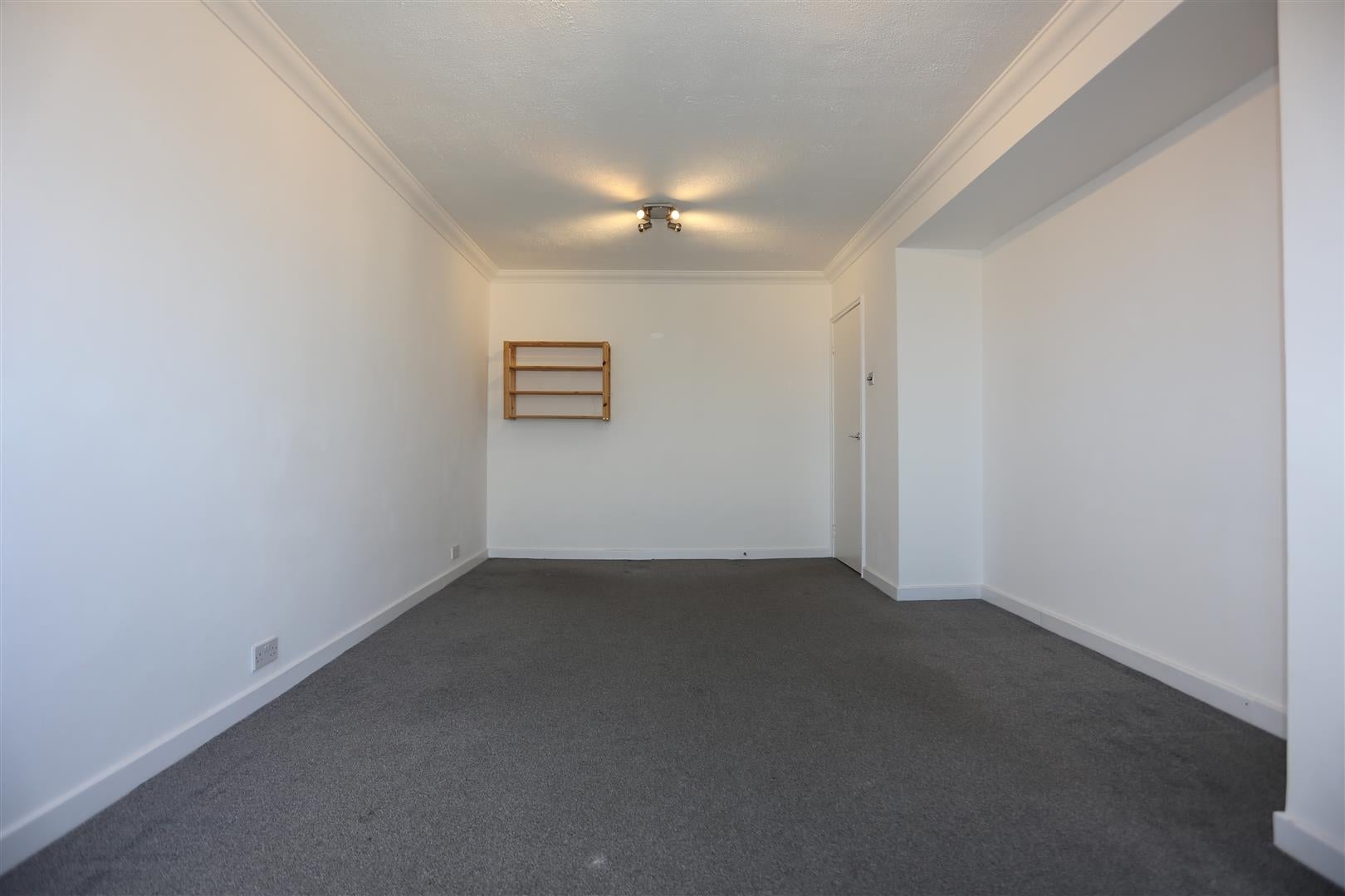 Flat Grand Avenue in Portslade by Sea