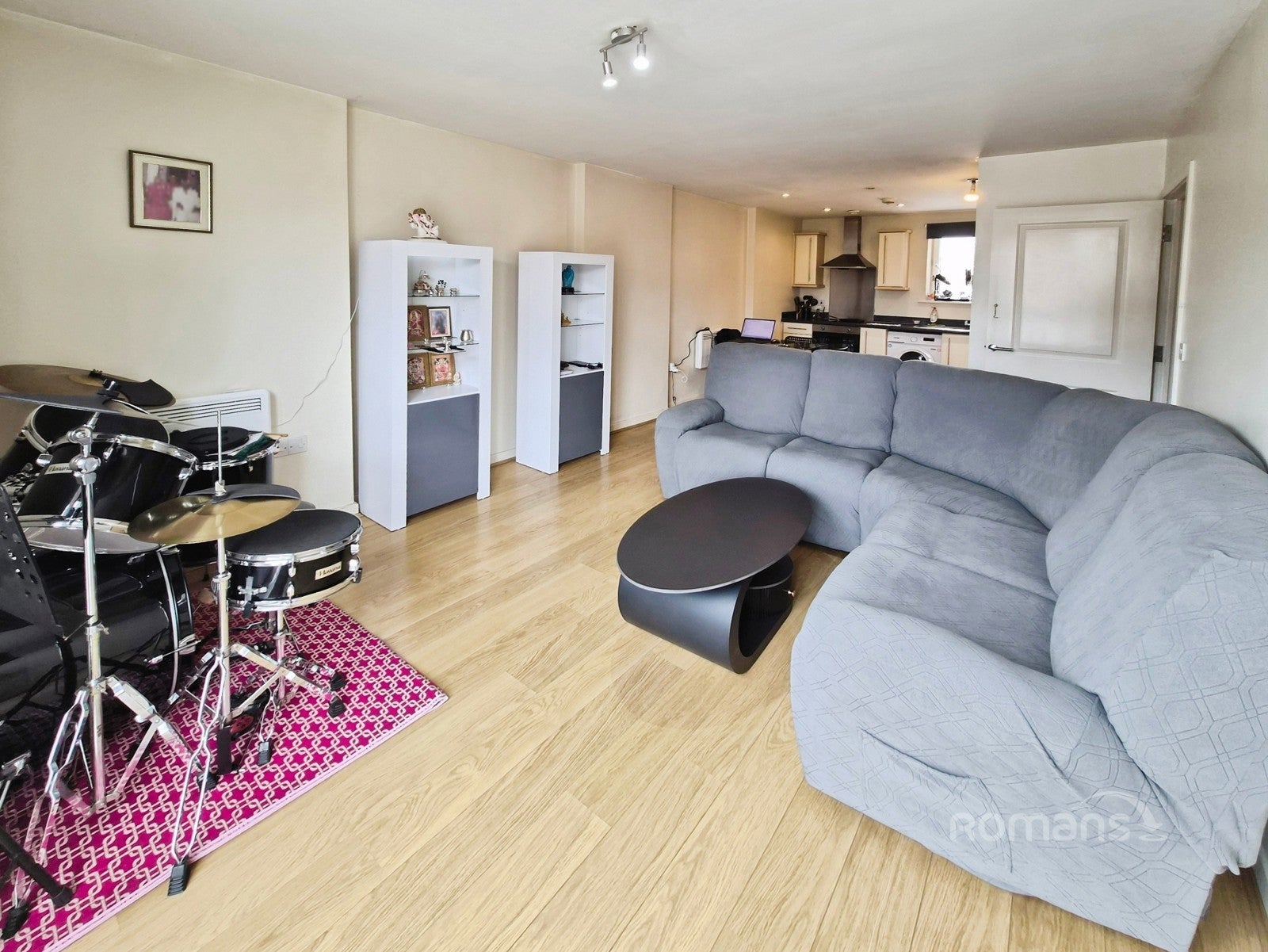 Flat Grays Place in Slough