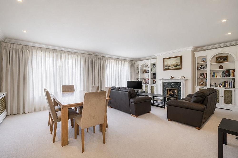 Flat North Row in City of Westminster