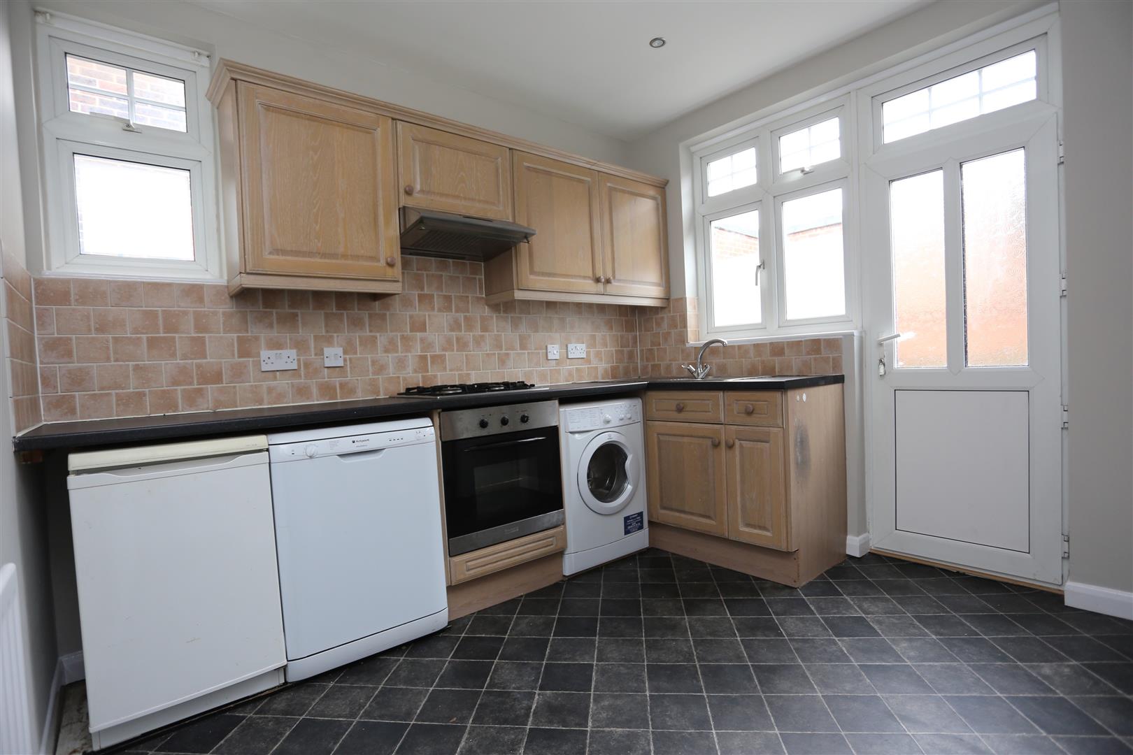 Flat Bedford Villas Dwellings Service Road in Eastbourne