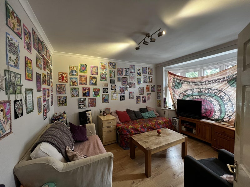 Room Burwell Road in Greater London