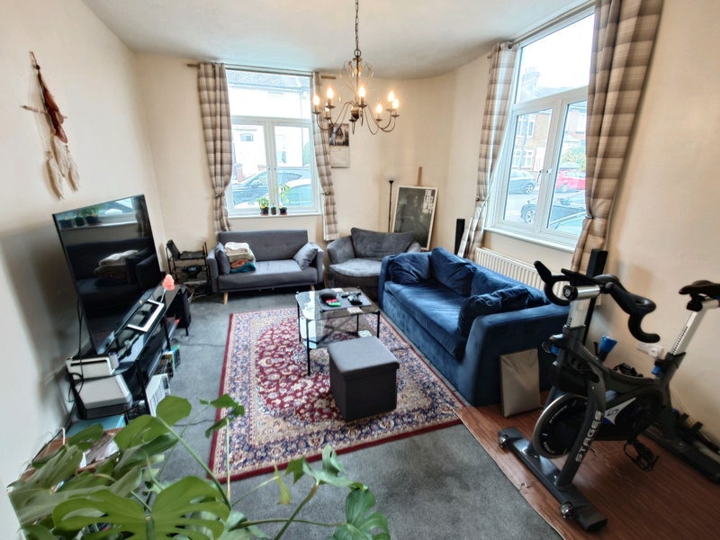 Room Whitmore Street in Maidstone