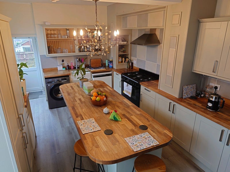 Room Whitmore Street in Maidstone