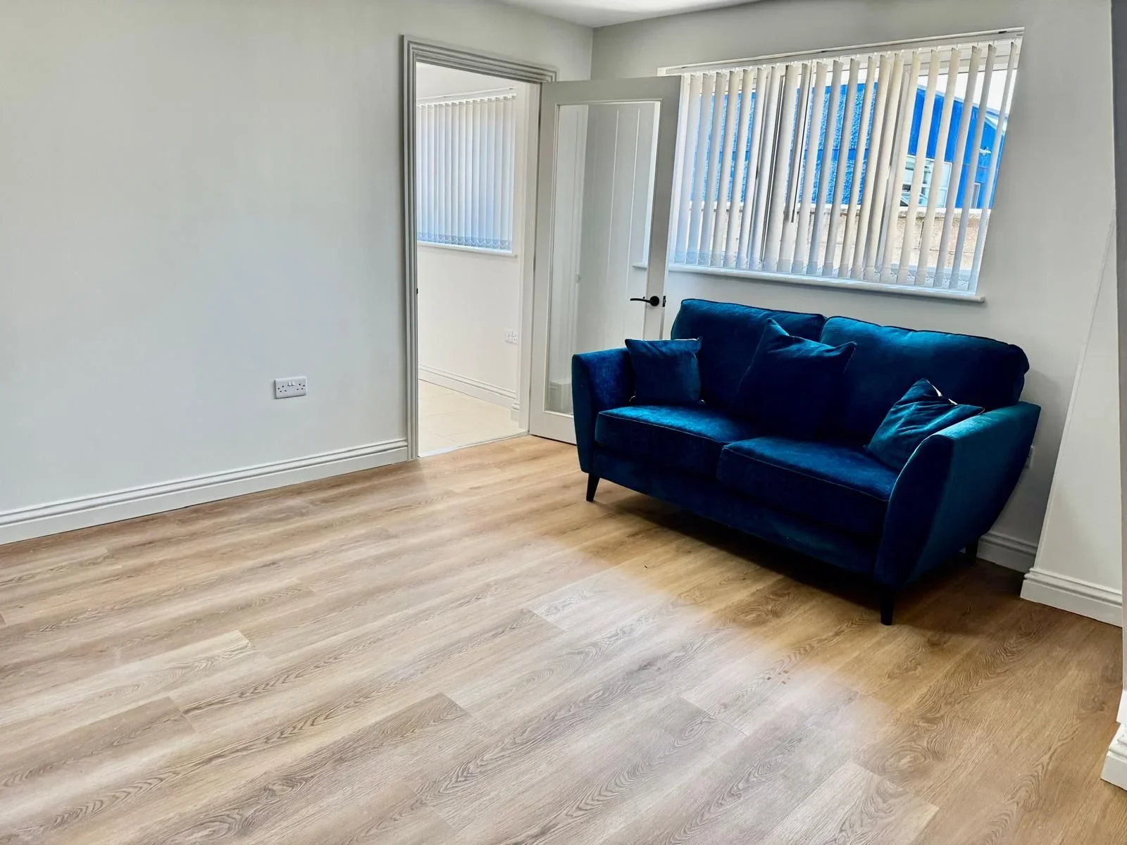 Flat Southmead Road in Bristol