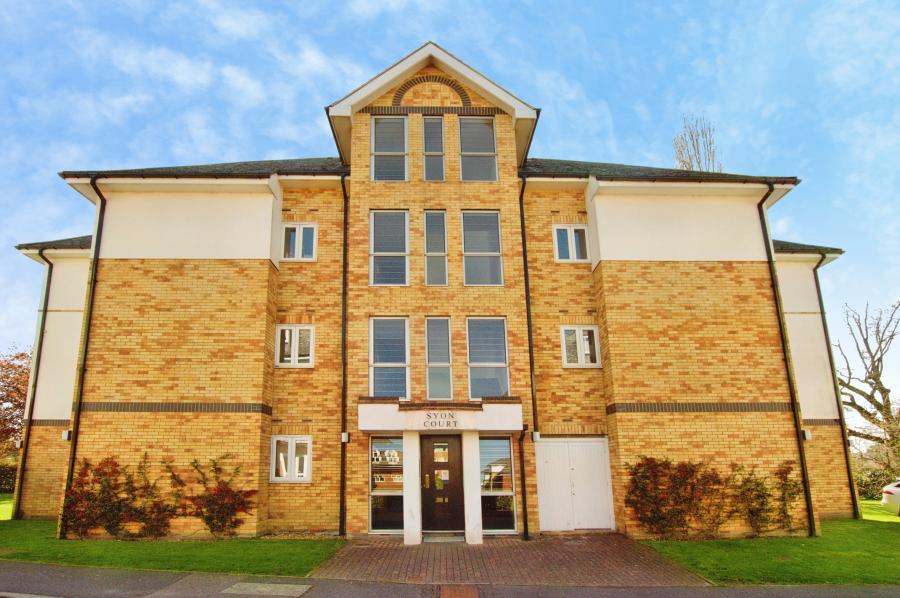Flat Parkview Close in St Albans