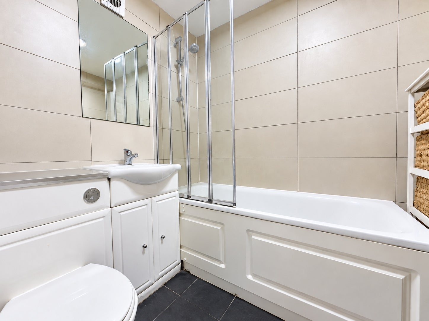 Flat Lisson Grove in City of Westminster