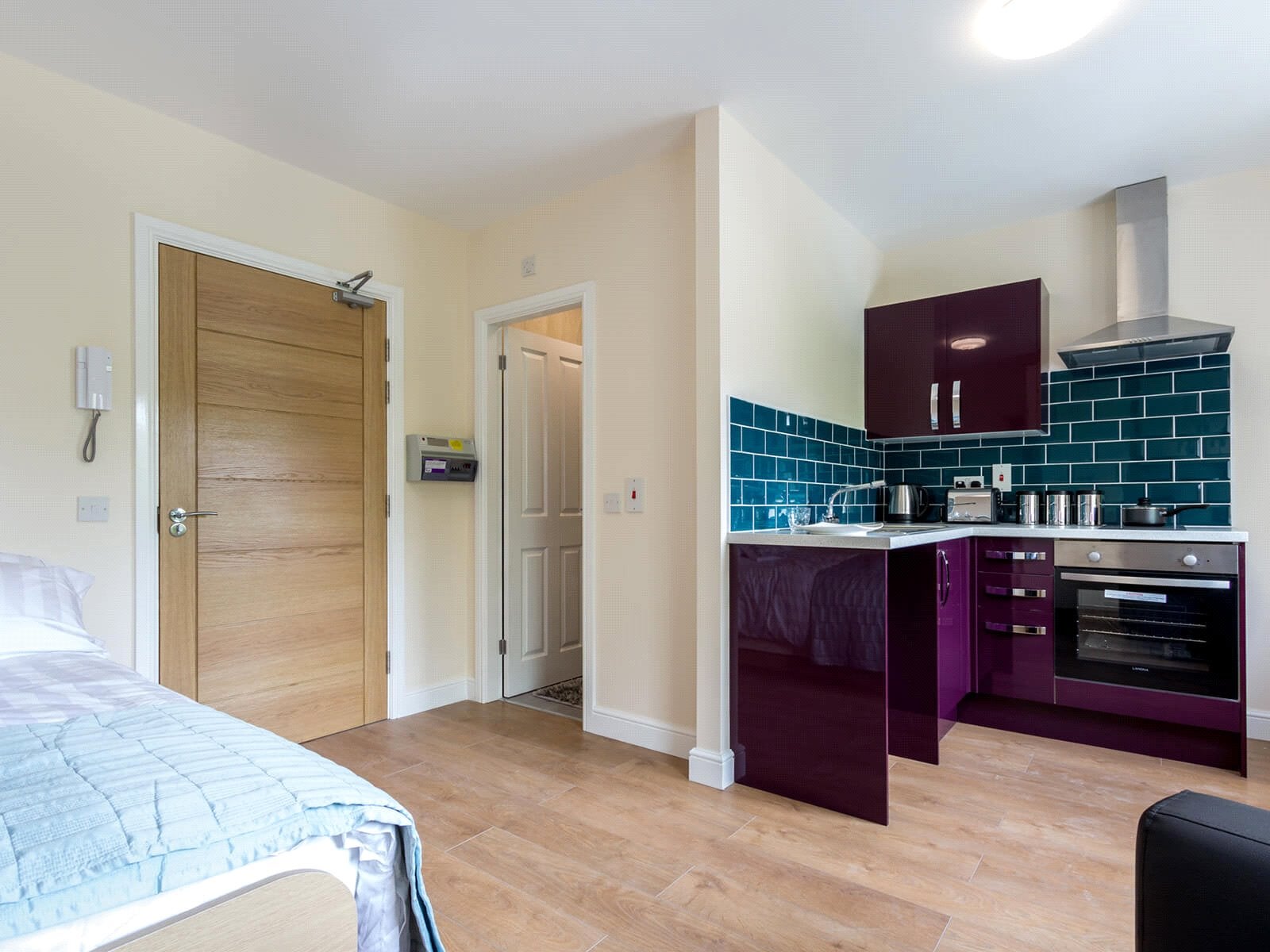 Flat Lofthouse Place in Leeds