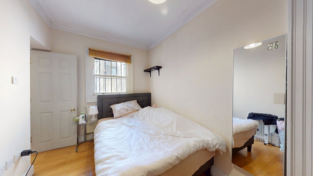 Flat Craven Street in City of Westminster