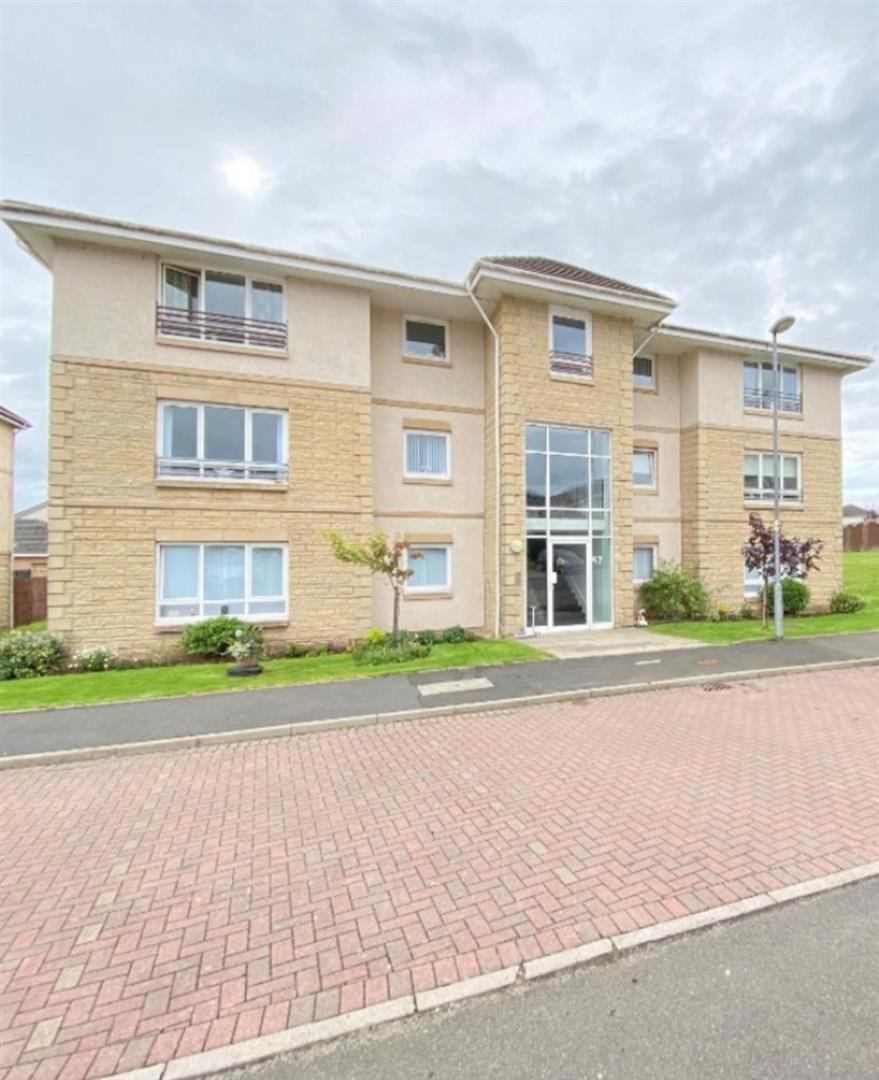 Flat Millhall Court in Plains