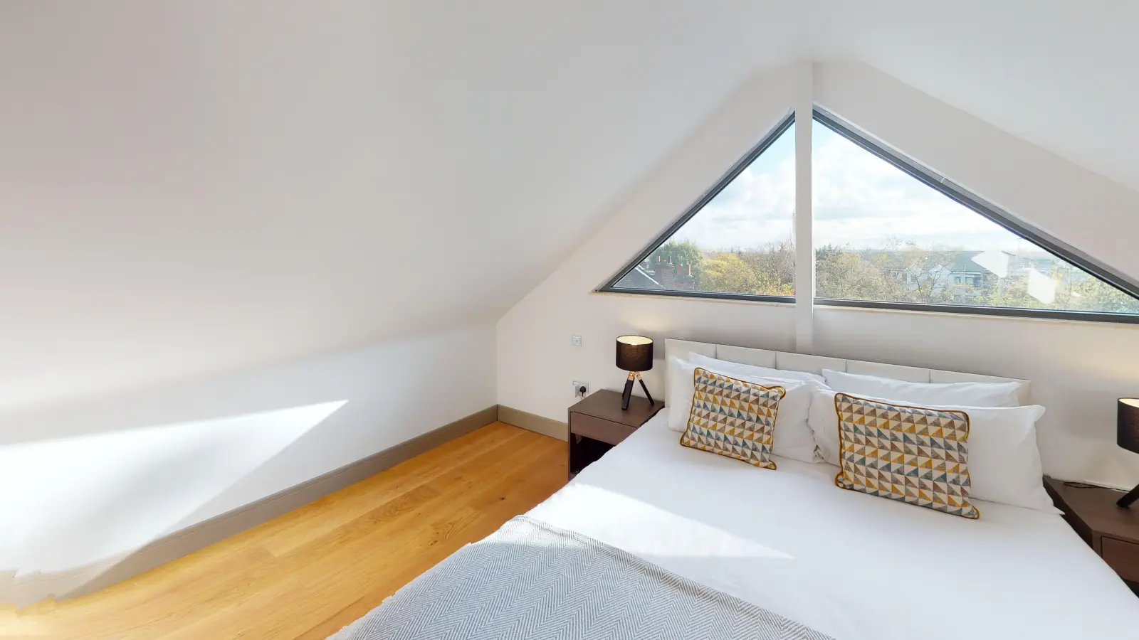Flat Kew Bridge Court in Greater London