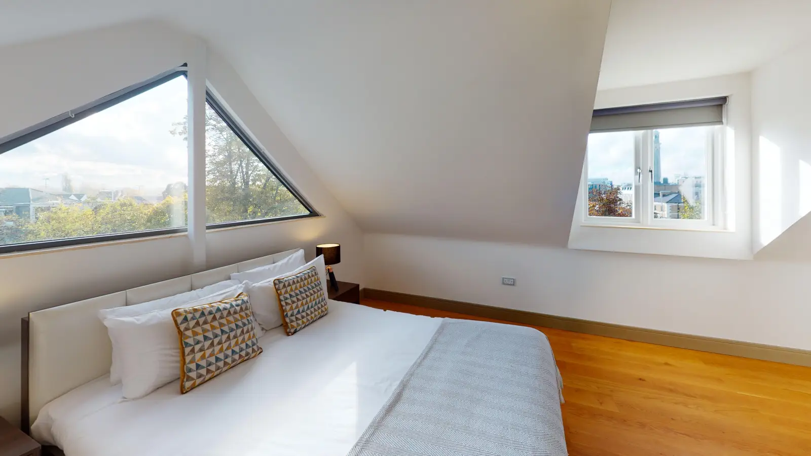 Flat Kew Bridge Court in Greater London