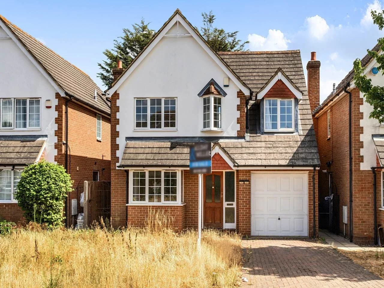 House Clifford Gardens in Greater London