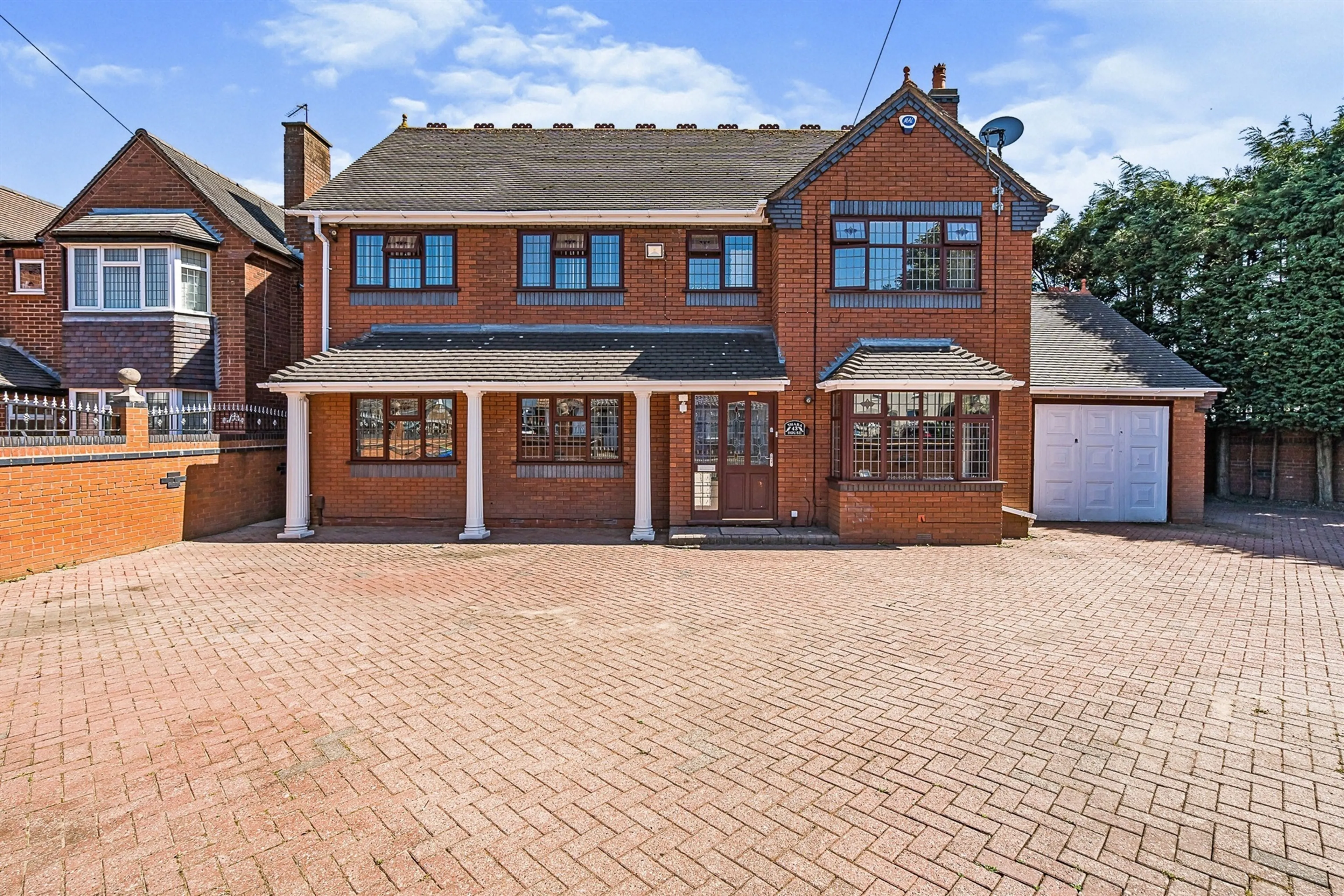 House Castle Road in Sandwell