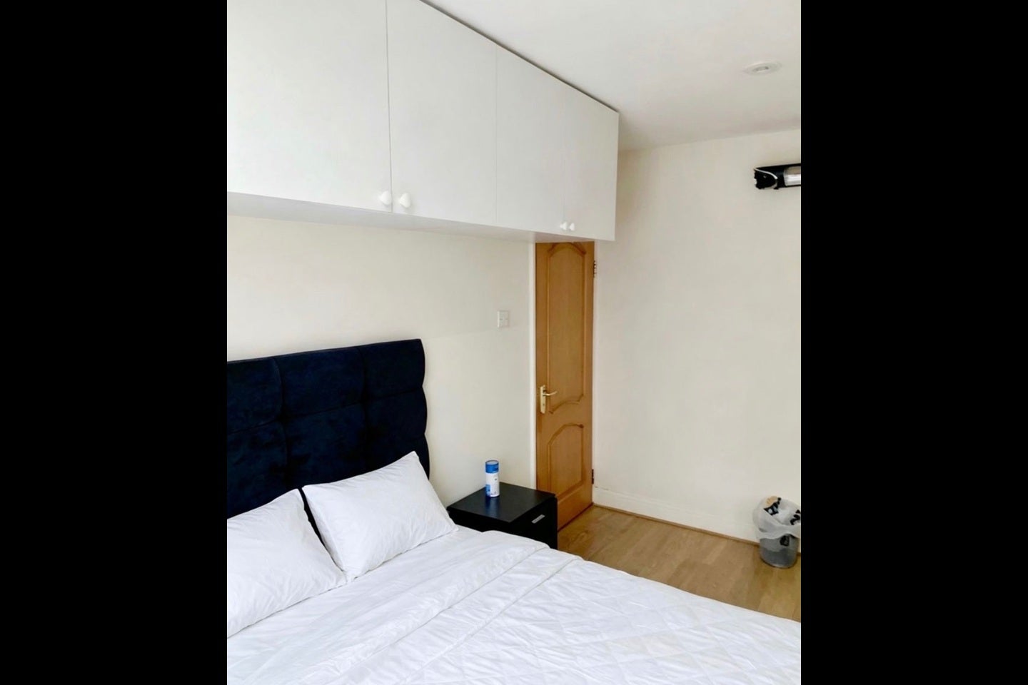 Room Crest Drive in Greater London