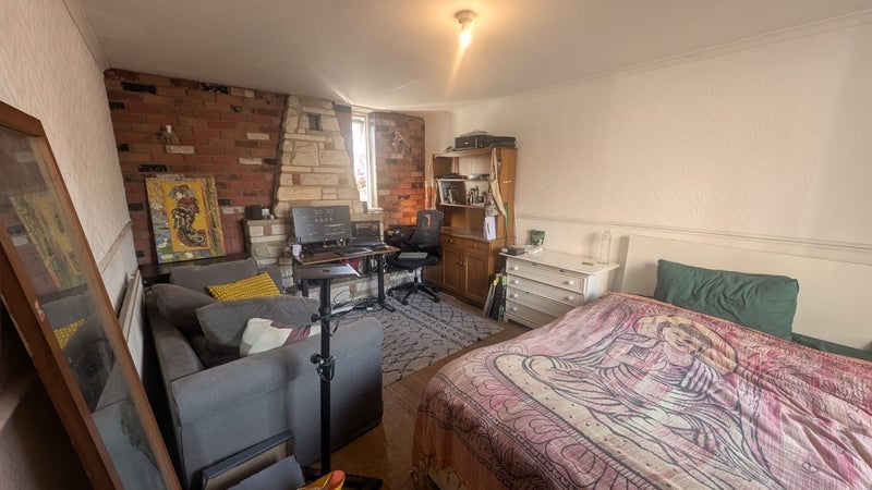 Room Mansford Street in Greater London