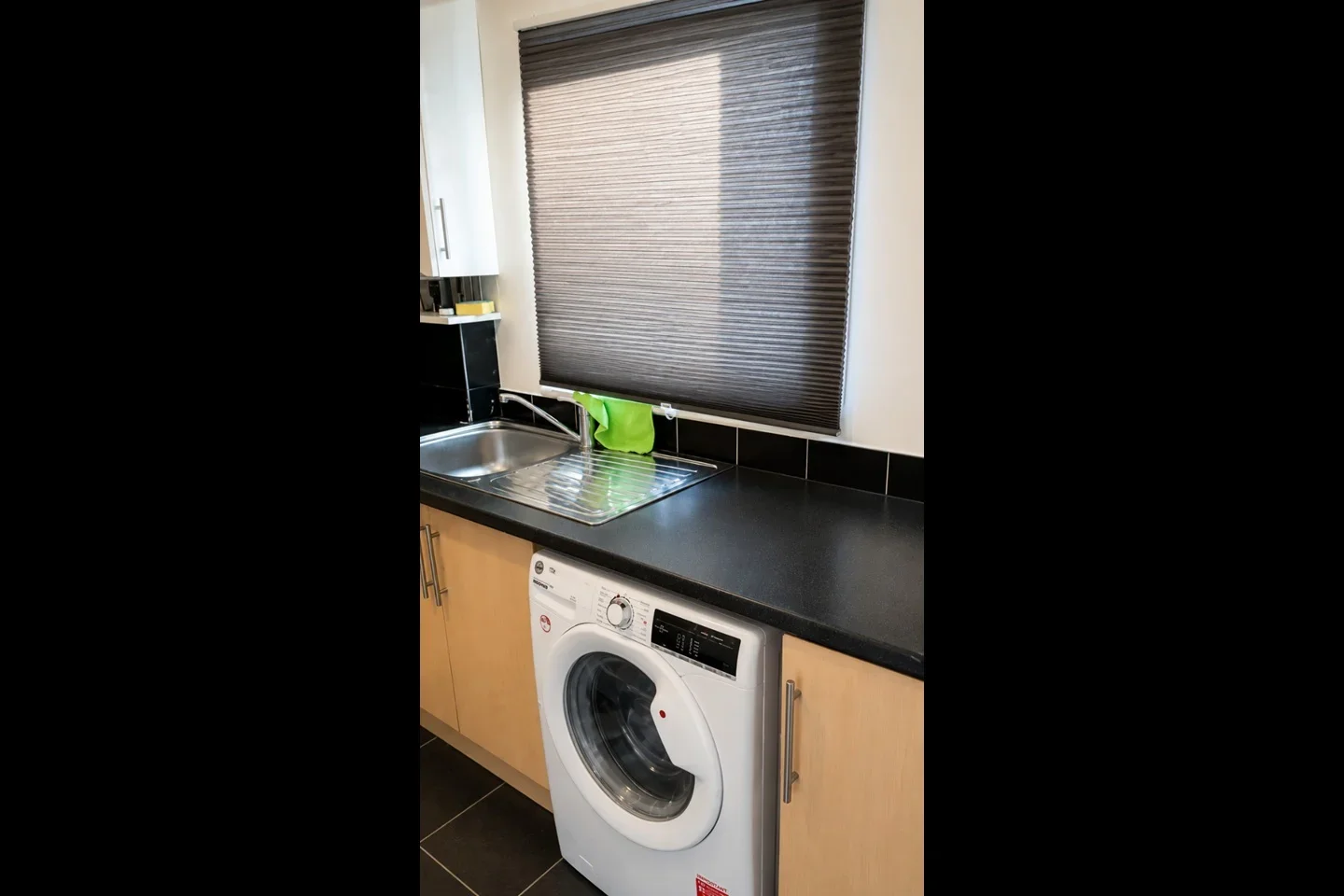 Flat Braithwaite Avenue in Greater London