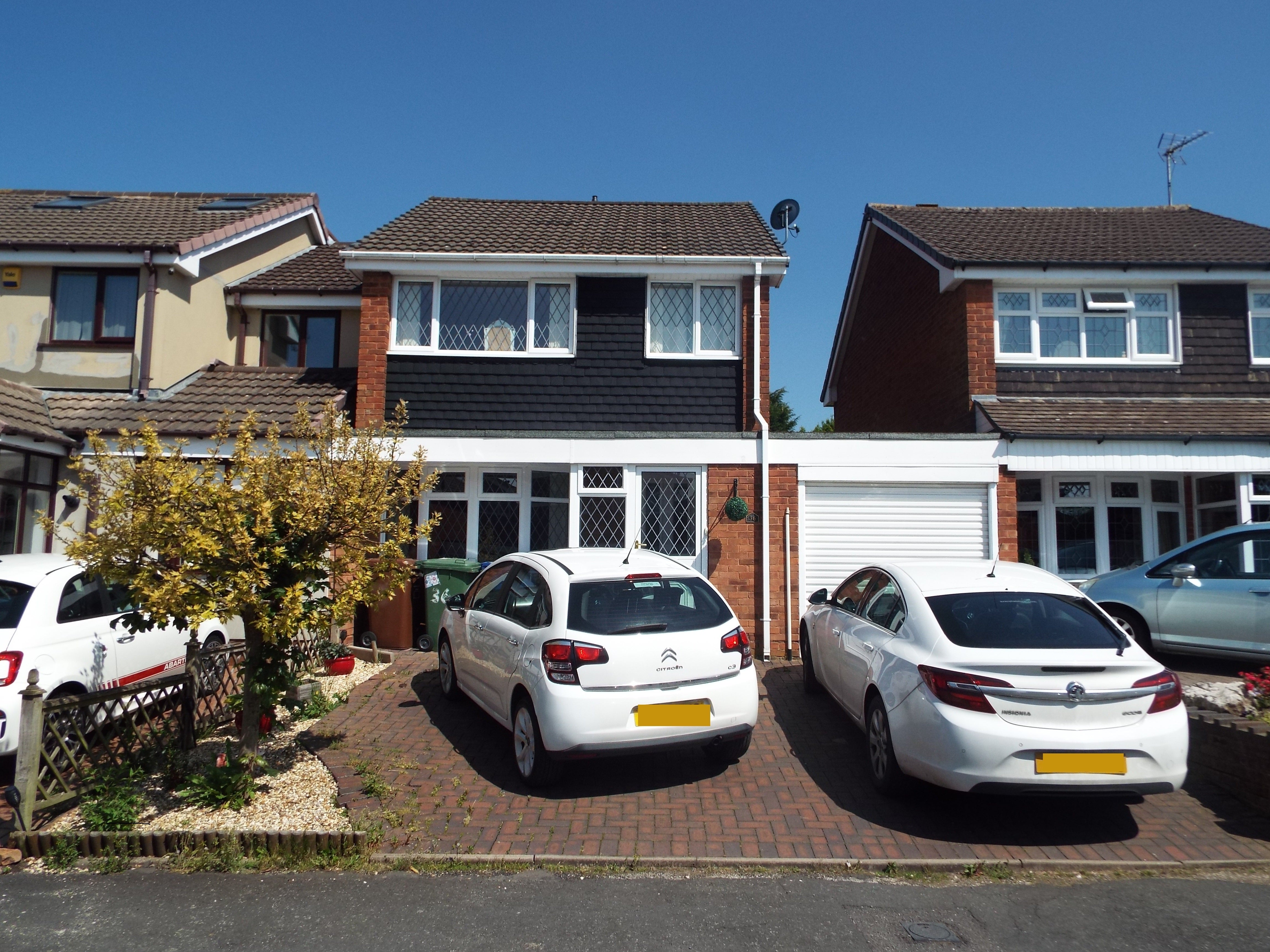 House Gainsbrook Crescent in Cannock Chase