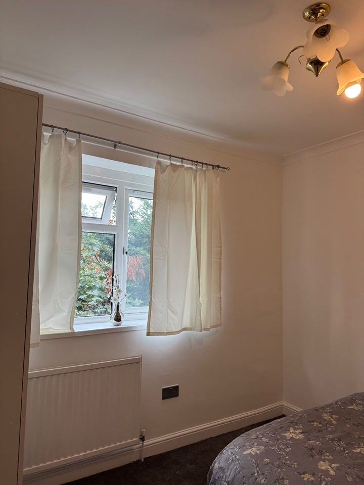 Room Wanborough Drive in Greater London
