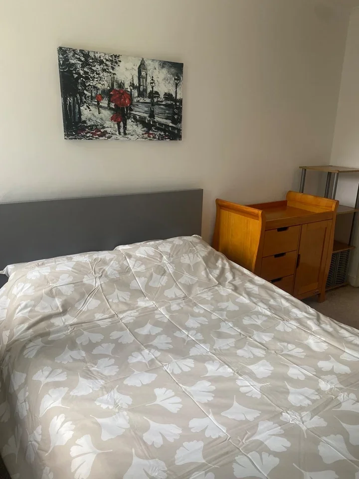 Room Wanborough Drive in Greater London