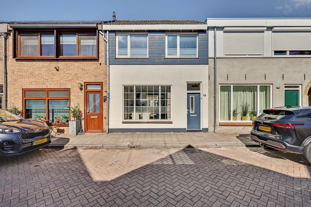 Huis Middelharnissestraat 18 in Schiedam