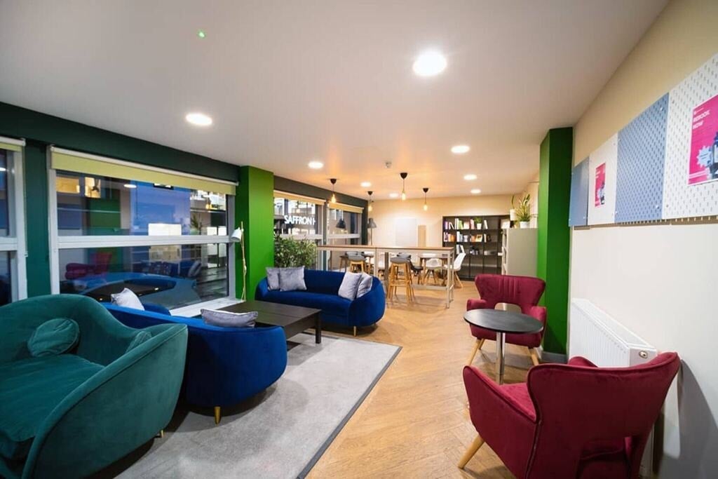 Room Kirby Street in Greater London