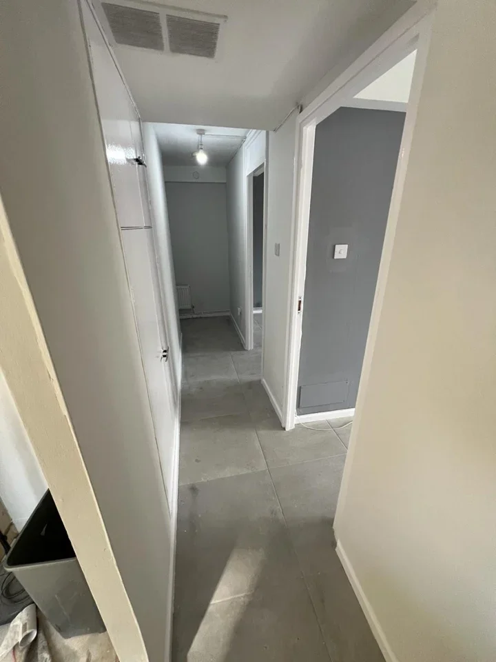 Room Edgar Road in Greater London