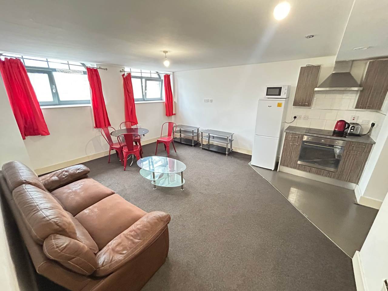 Flat Grattan Road in Bradford