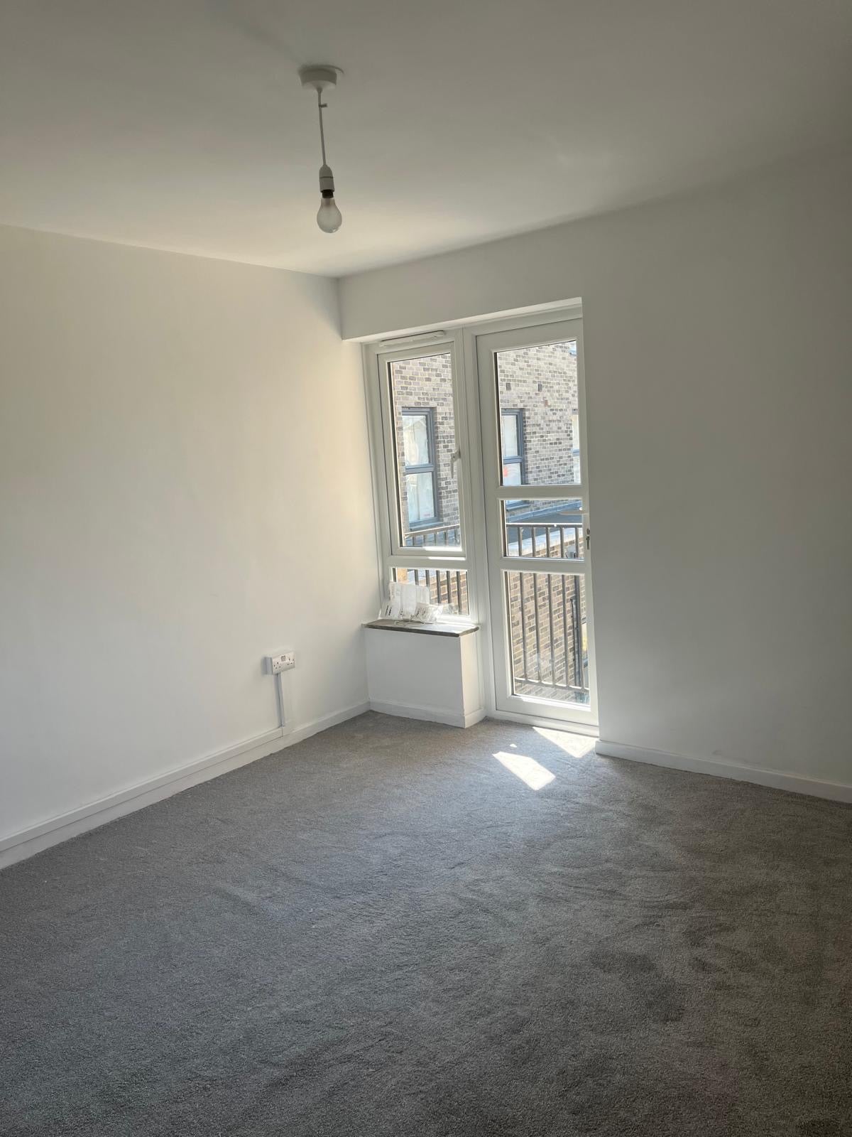 Flat Churchbury Road in Greater London